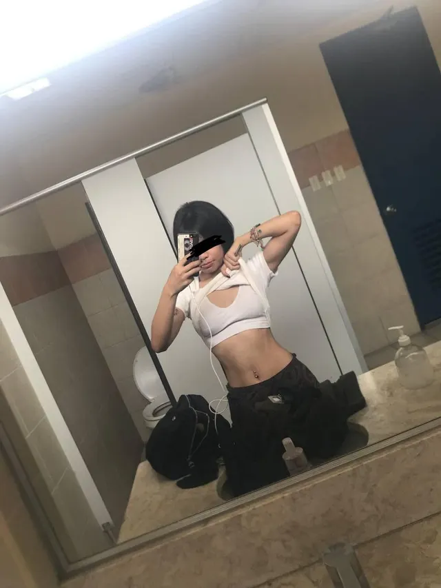 (F) went to school stoned @_@