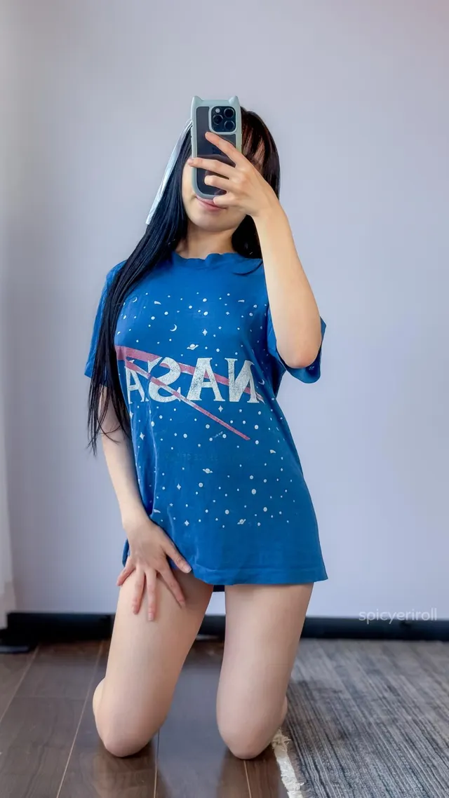 Can I smother your face with my Japanese tight ass