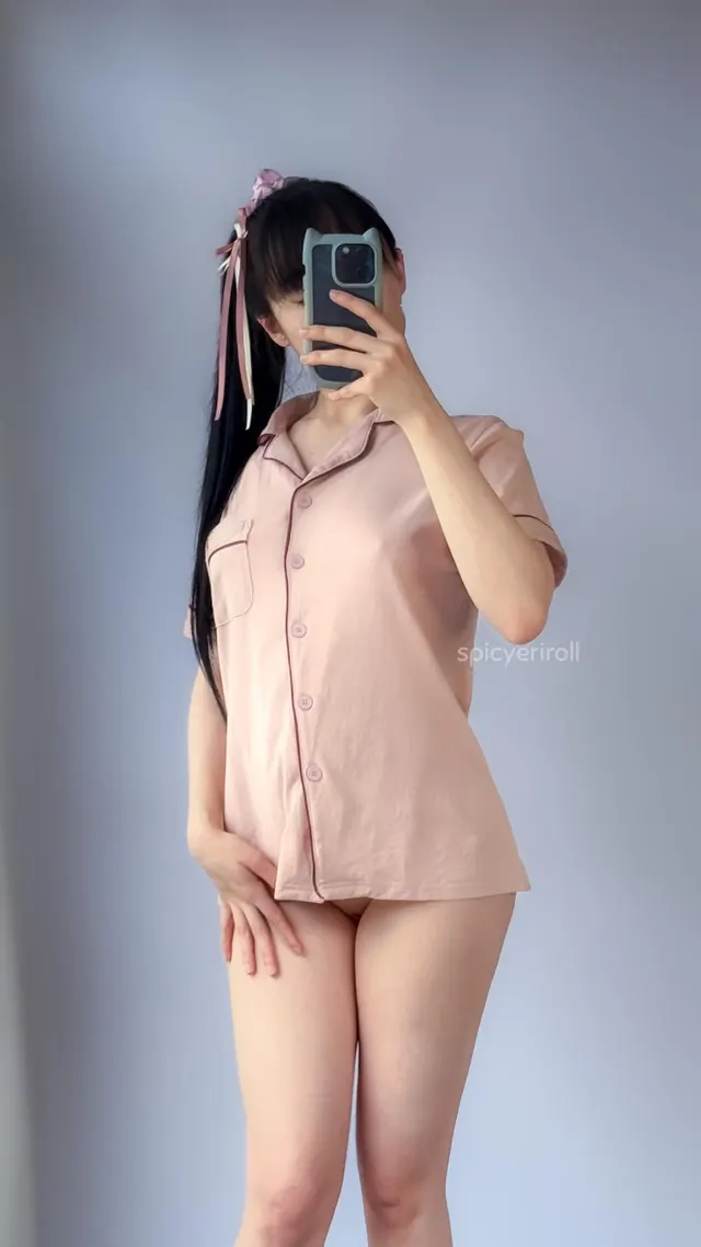 The more you swipe... The naughtier this Japanese girl gets