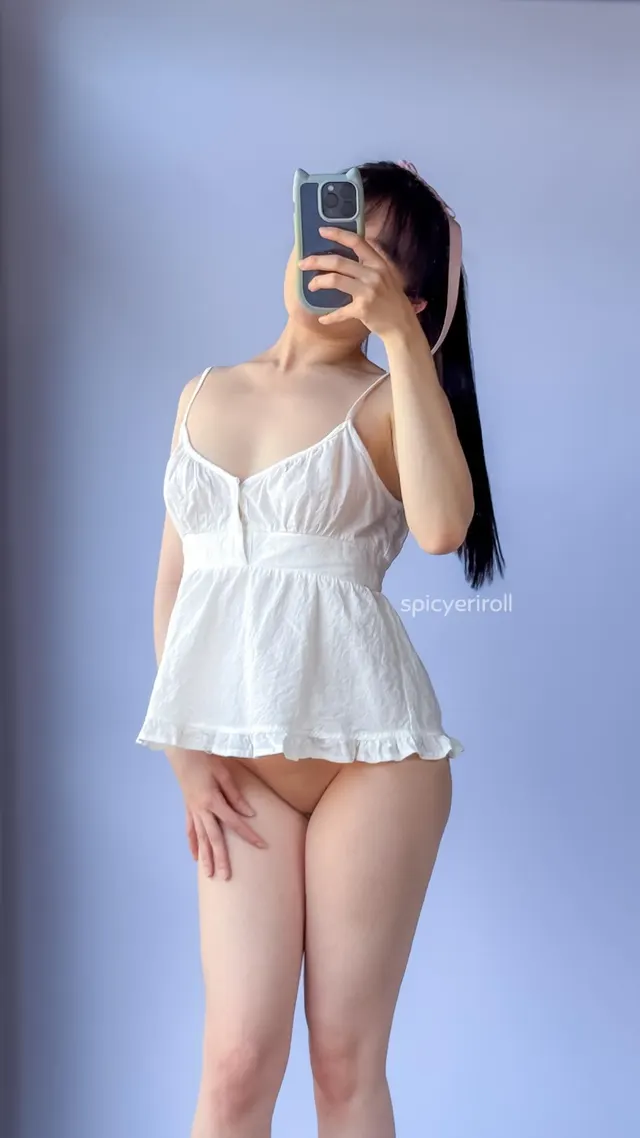 Cute on the outside… needy little Japanese slut inside 🎀