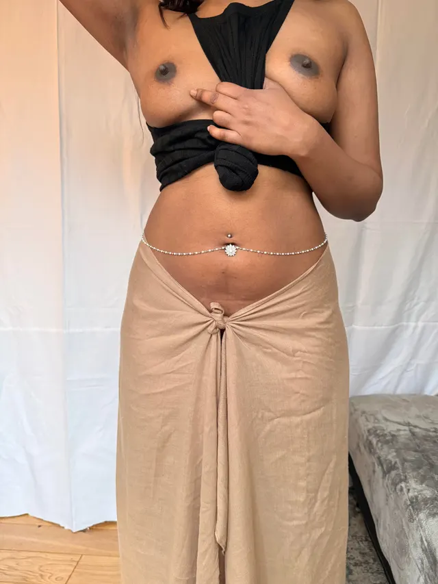 Front and back view (f)