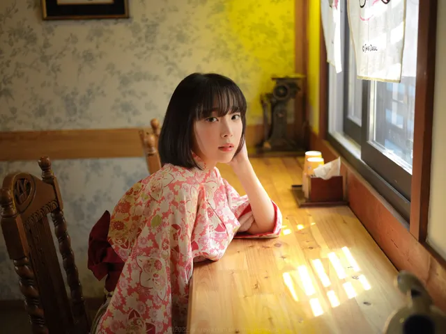 강인귱 Kang In-kyung - 220505 - Pink Kimono