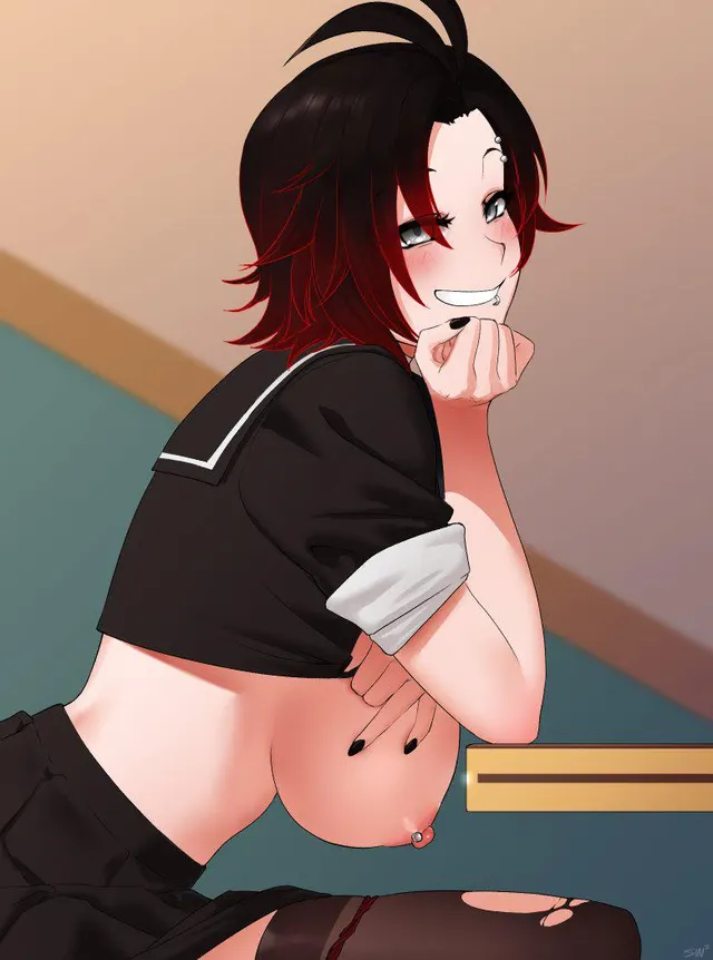 ''Psst....Check out the new piercing''