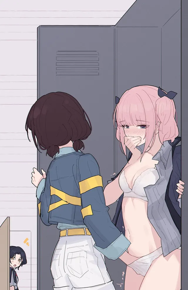 The lockers provide just enough privacy to avoid being caught (yun cao bing) [Girls Band Cry]