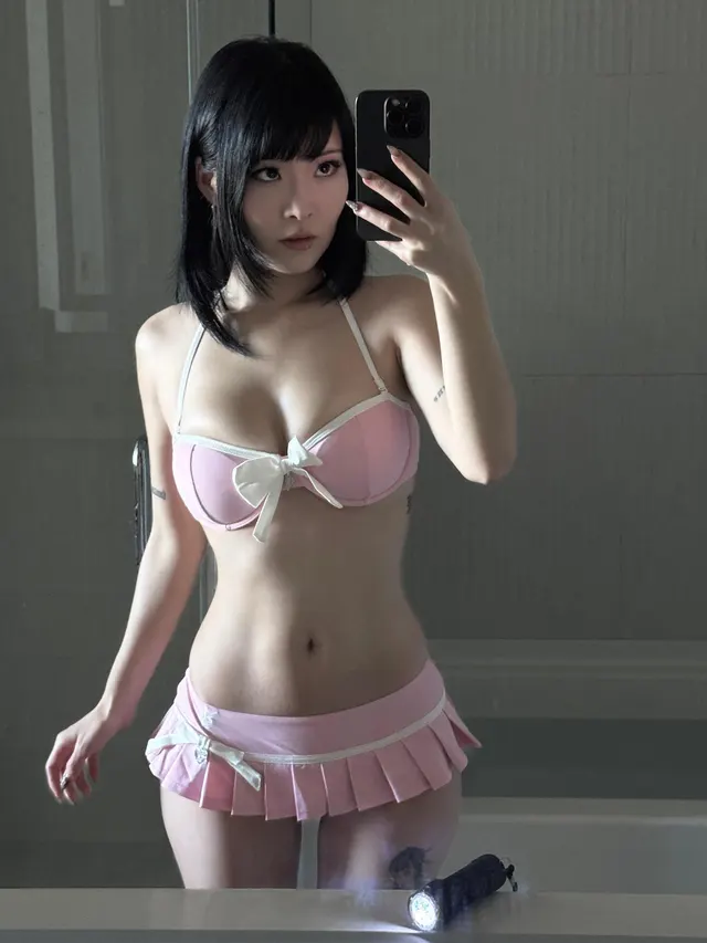 japanese and 5'2 am i your type