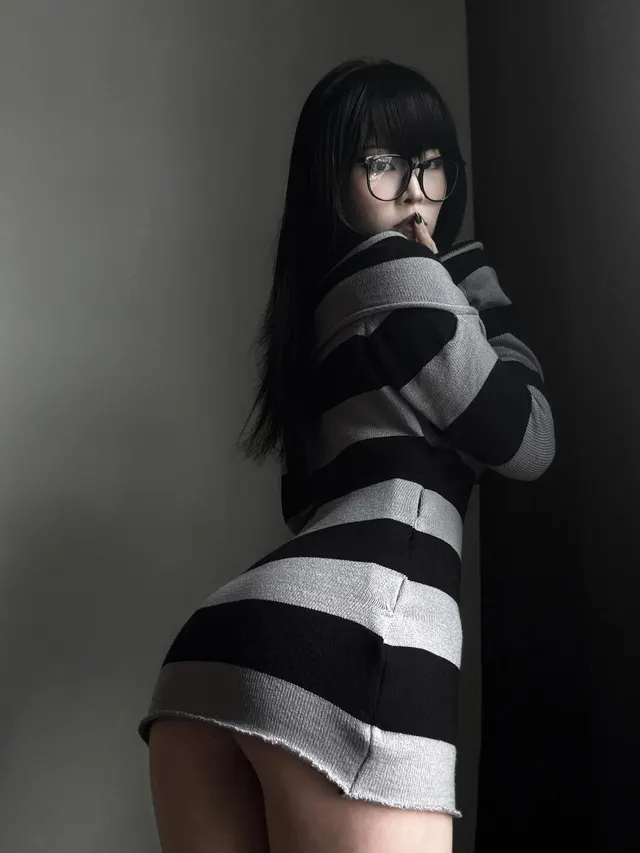 you can touch it but only with your tongue